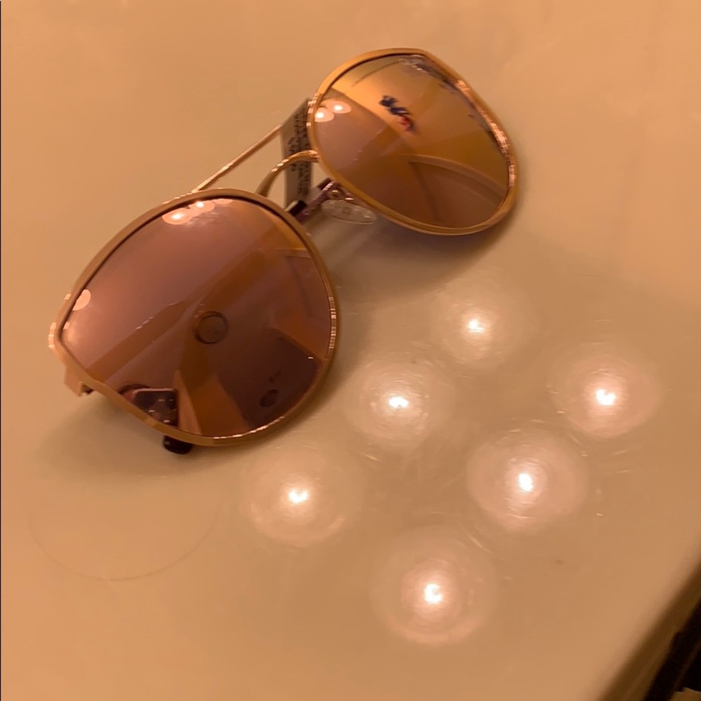 quay glasses